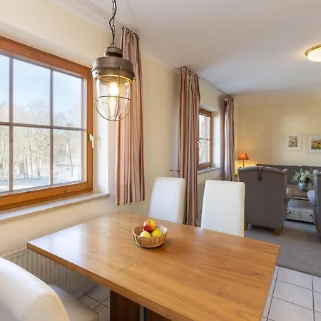 Haus Am Kurpark 5 * שרבאוץ